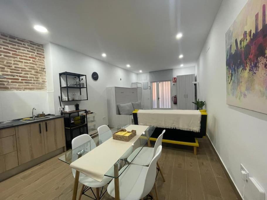 Estudio En Palacio La Latina Madrid Exterior photo